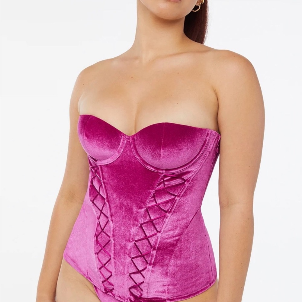 Savage x Fenty Velvet Vixen Corset in Purple Heat - S - Picture 2 of 8
